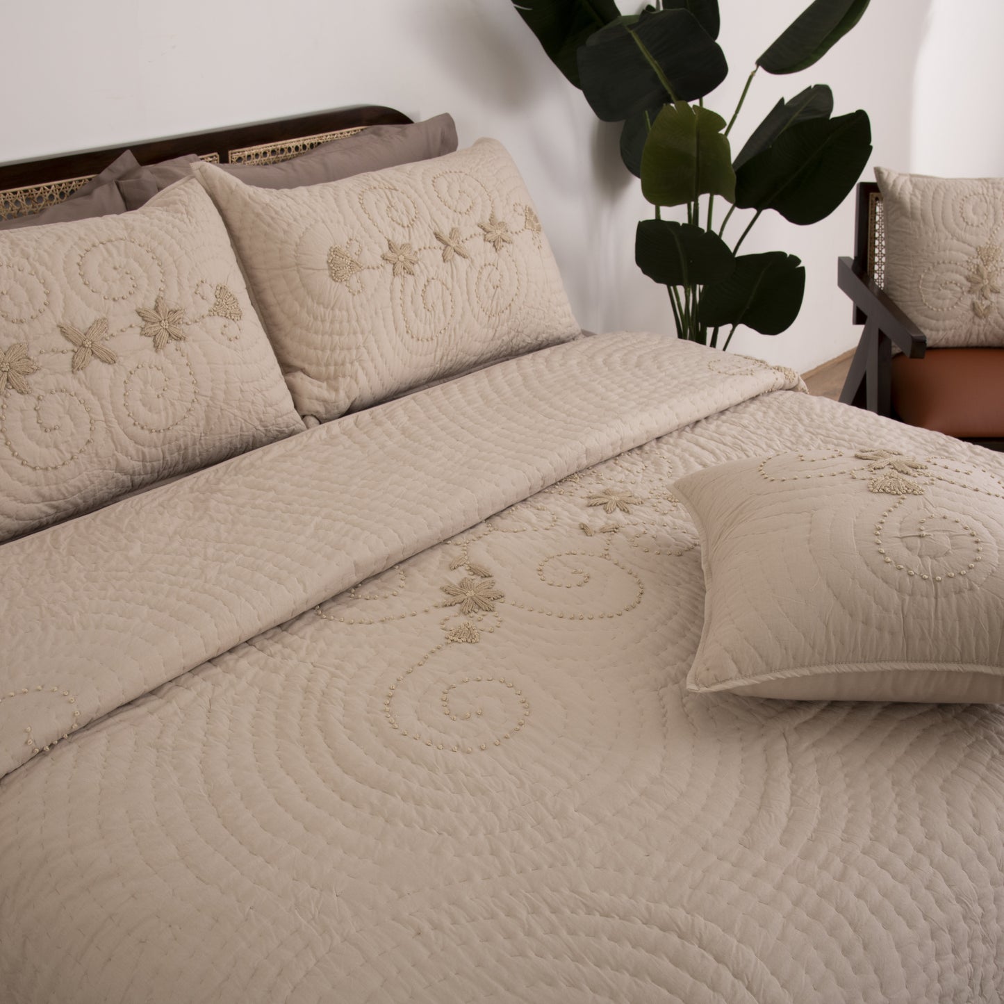 NEST BEDSPREAD SET