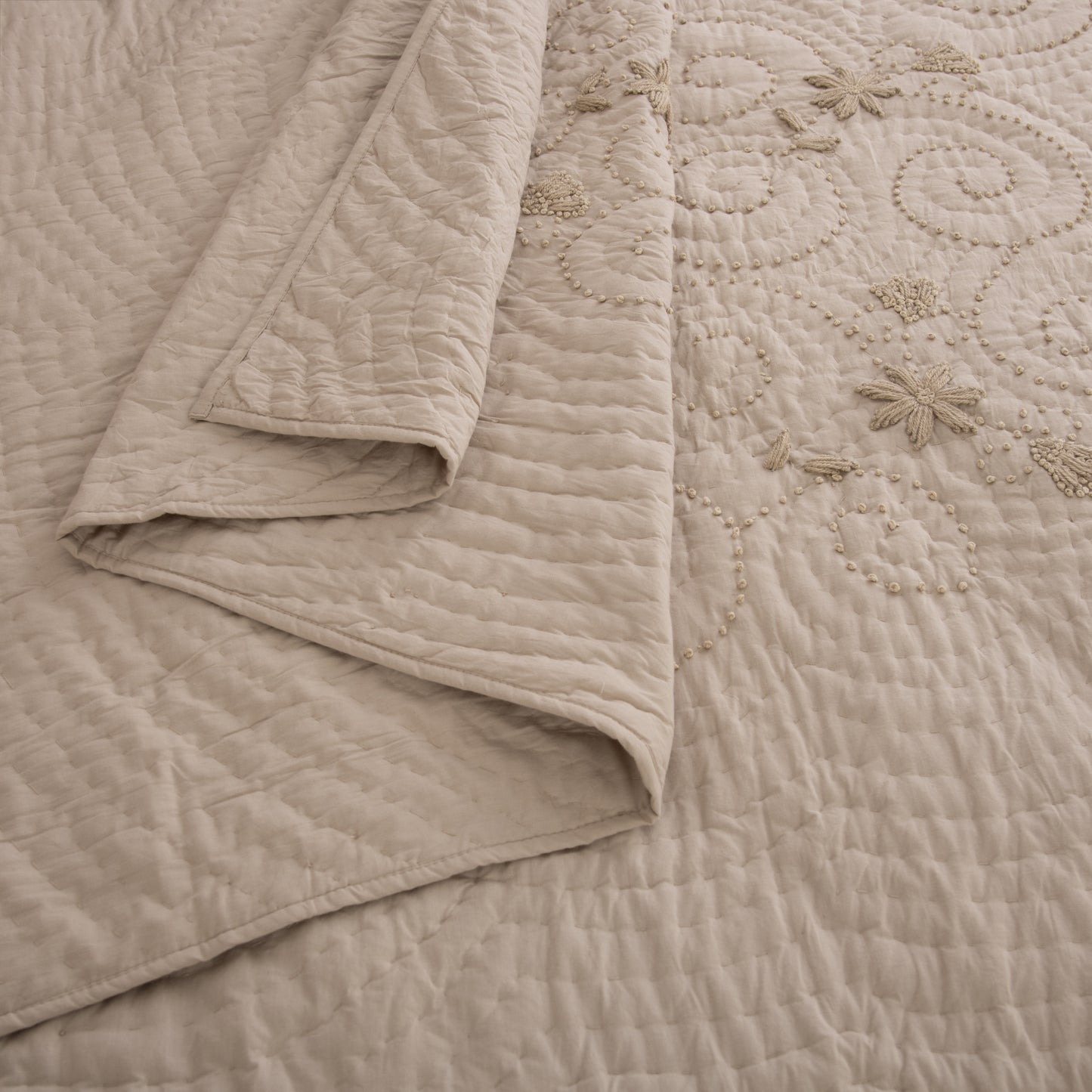 NEST BEDSPREAD SET