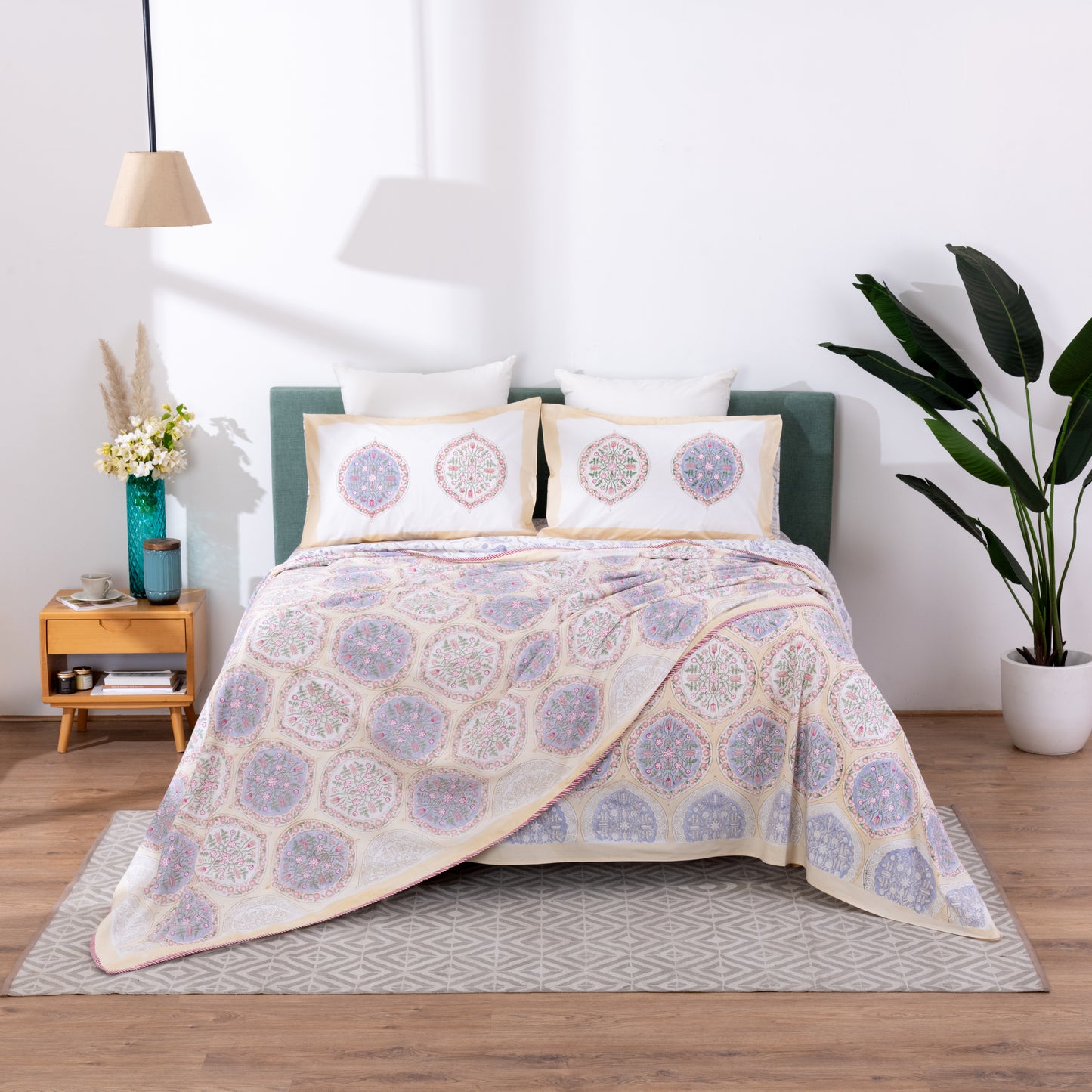 COTTON BLOCK PRINT QUILT WITH MATCHING BEDSHEET SET AND DOHAR