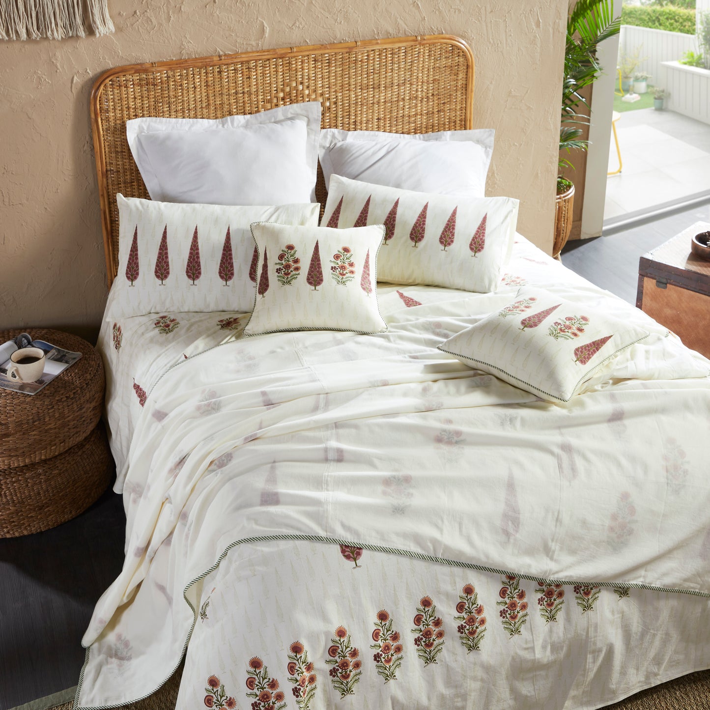 Azalea Block-Printed Bed Sheet Set