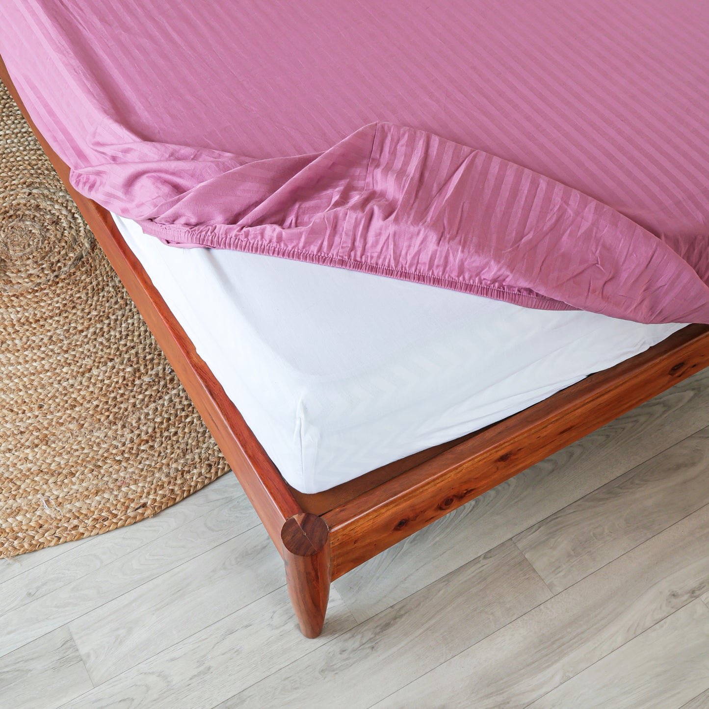 Blush Fitted Bedsheet Set | Houmn