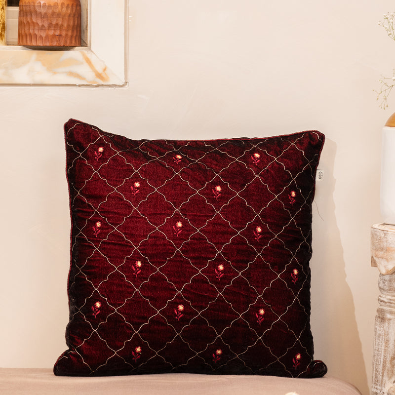 Cheerful Charm Cushion Cover | Houmn