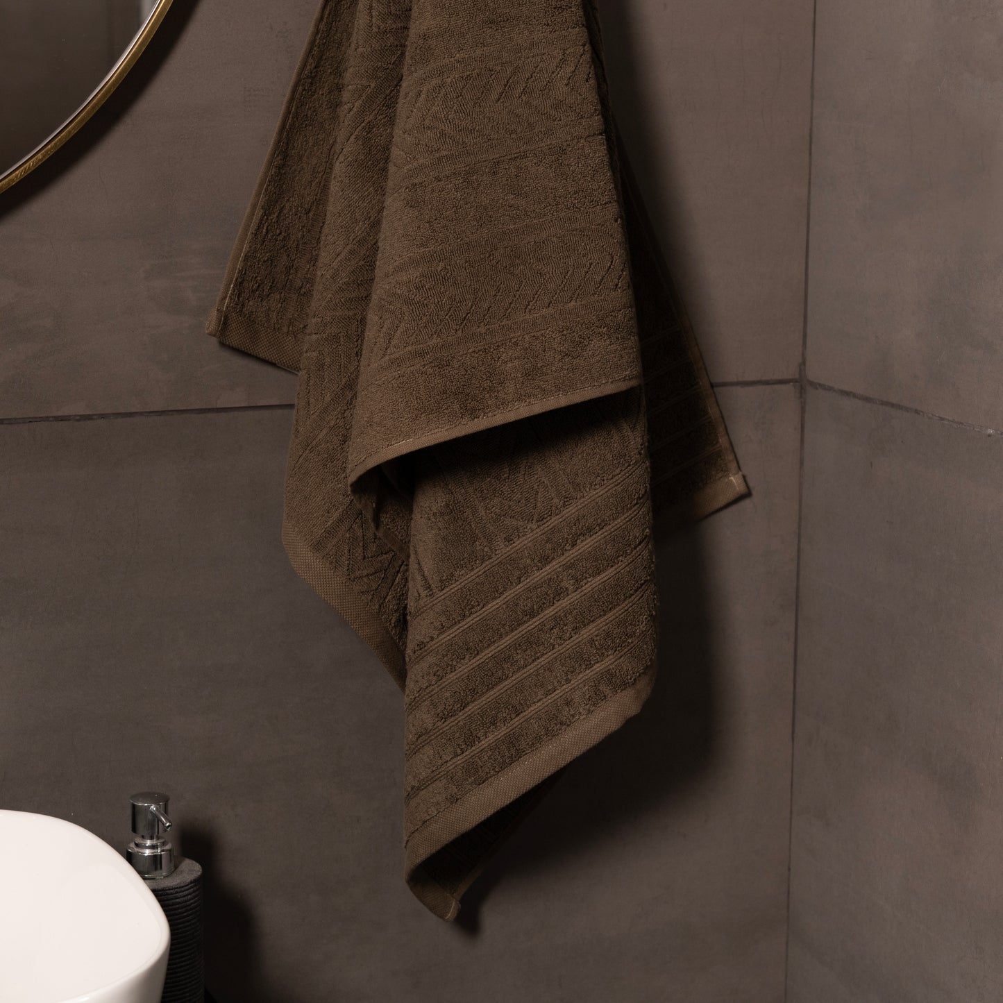 PLACID OLIVE - 1 BATH TOWEL