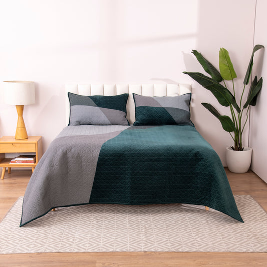 AQUA ESSENCE BEDSPREAD SET