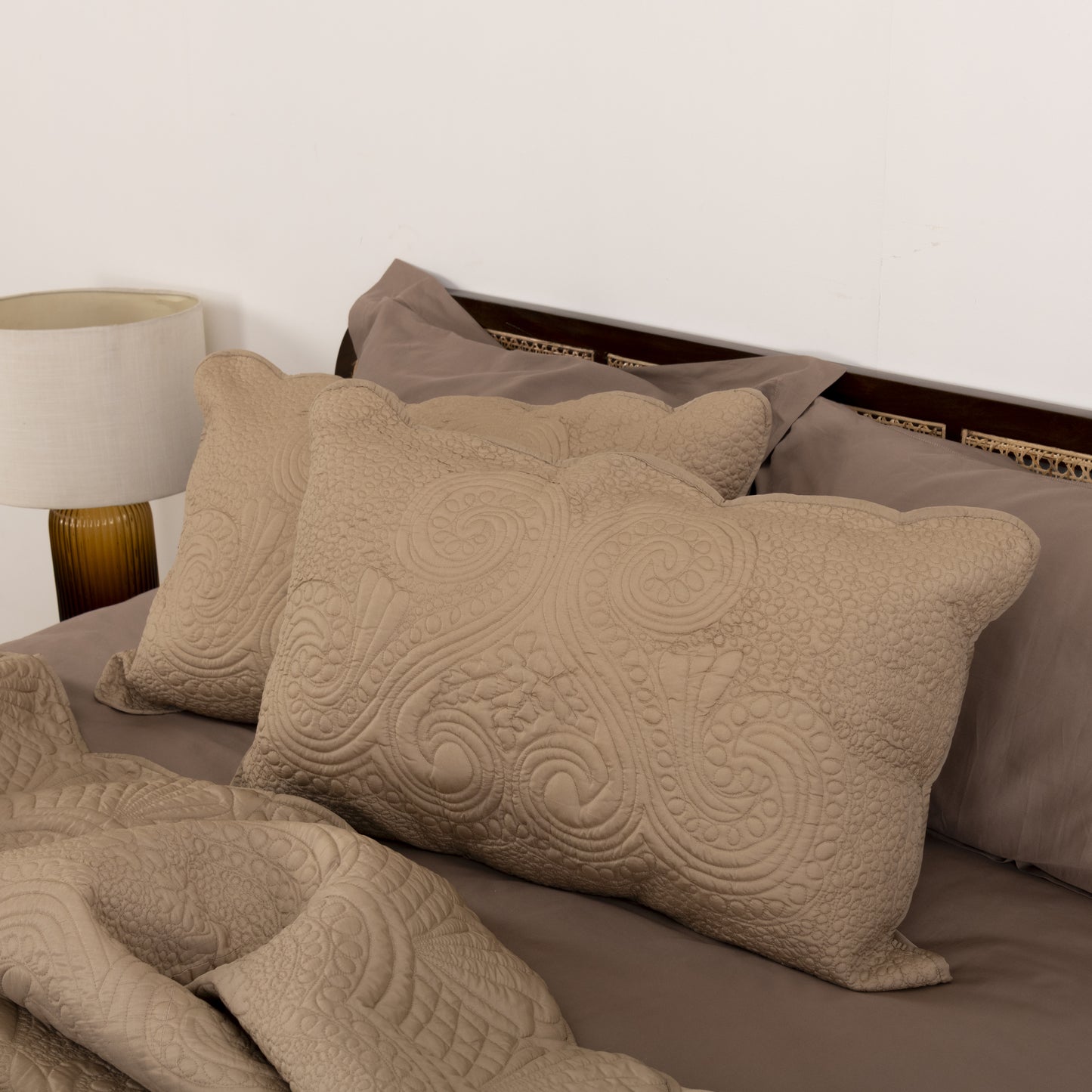 BEDAZZLE BEDSPREAD SET