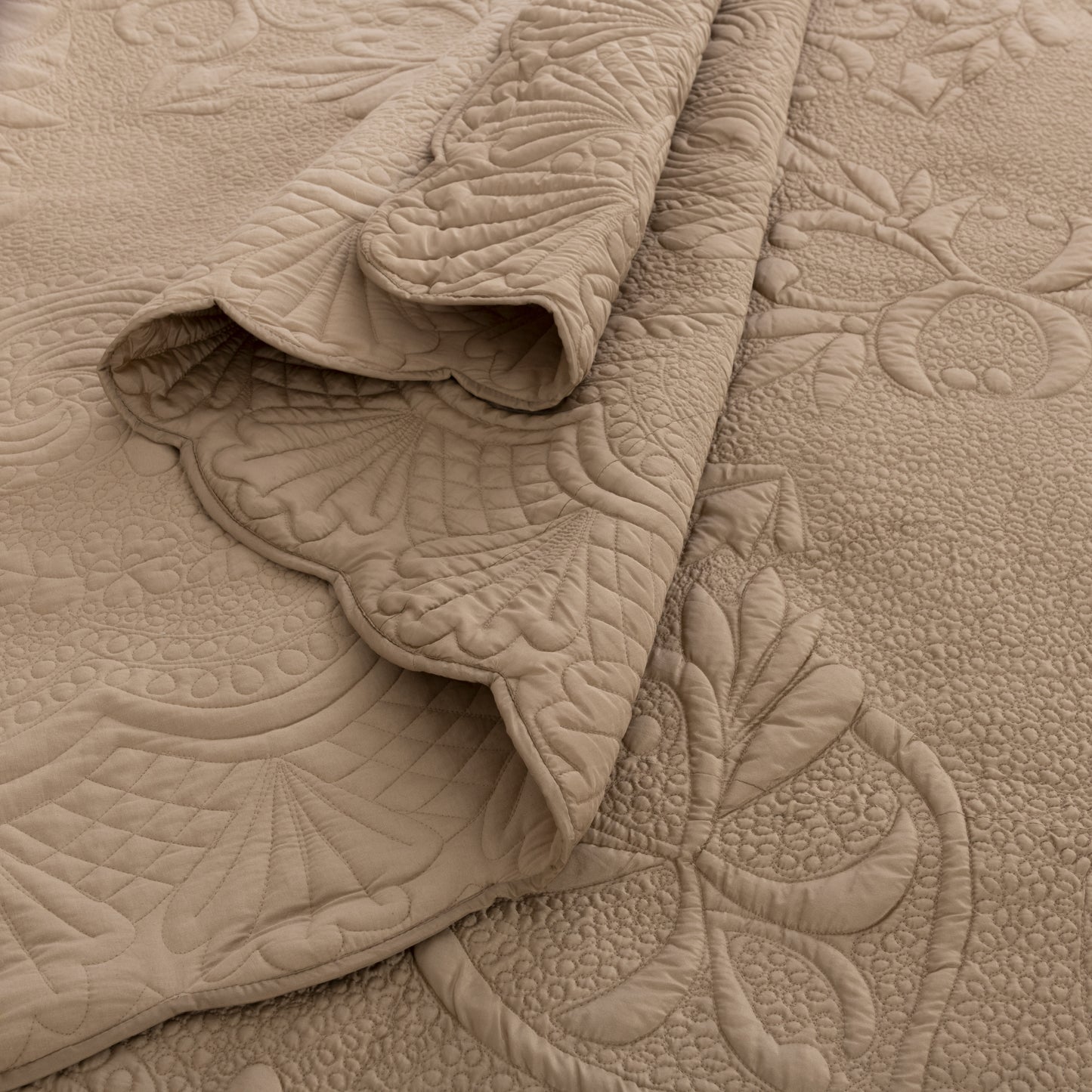 BEDAZZLE BEDSPREAD SET