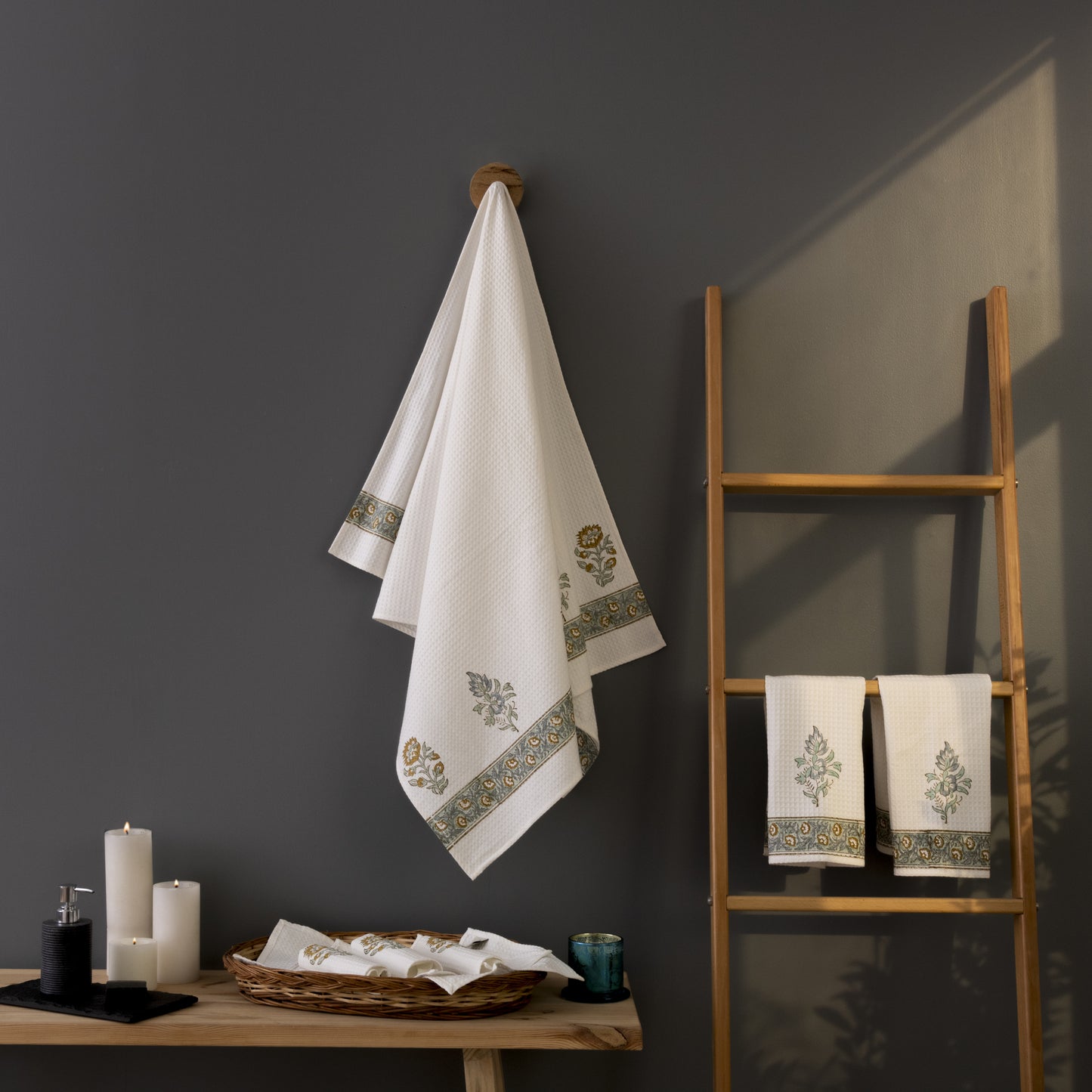 PlushPeak Waffle Towels Set