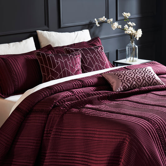 Iris Bedding Set