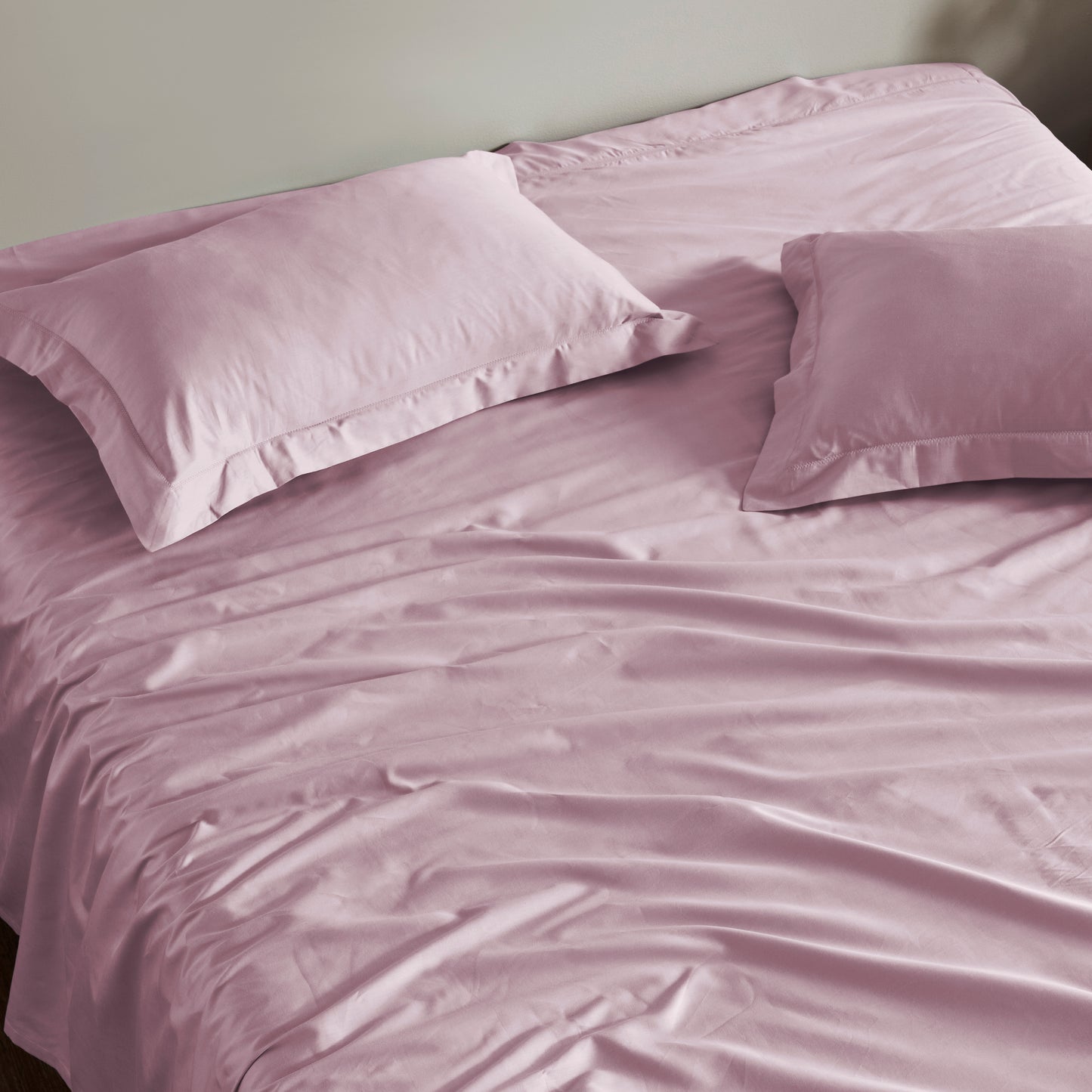 FEATHER STITCH PLAIN BEDSHEET - 300TC