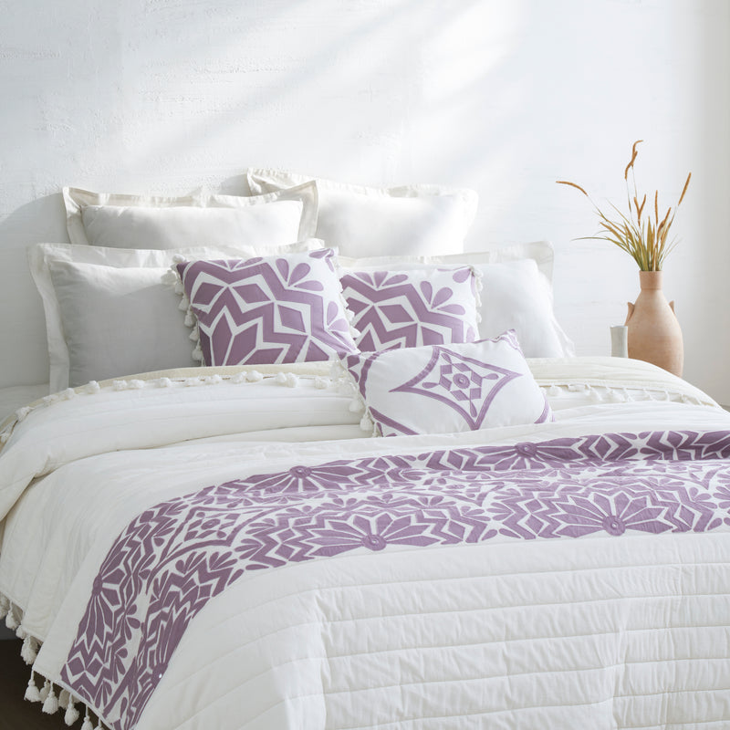 HERRING EMBROIDERED BEDDING SET