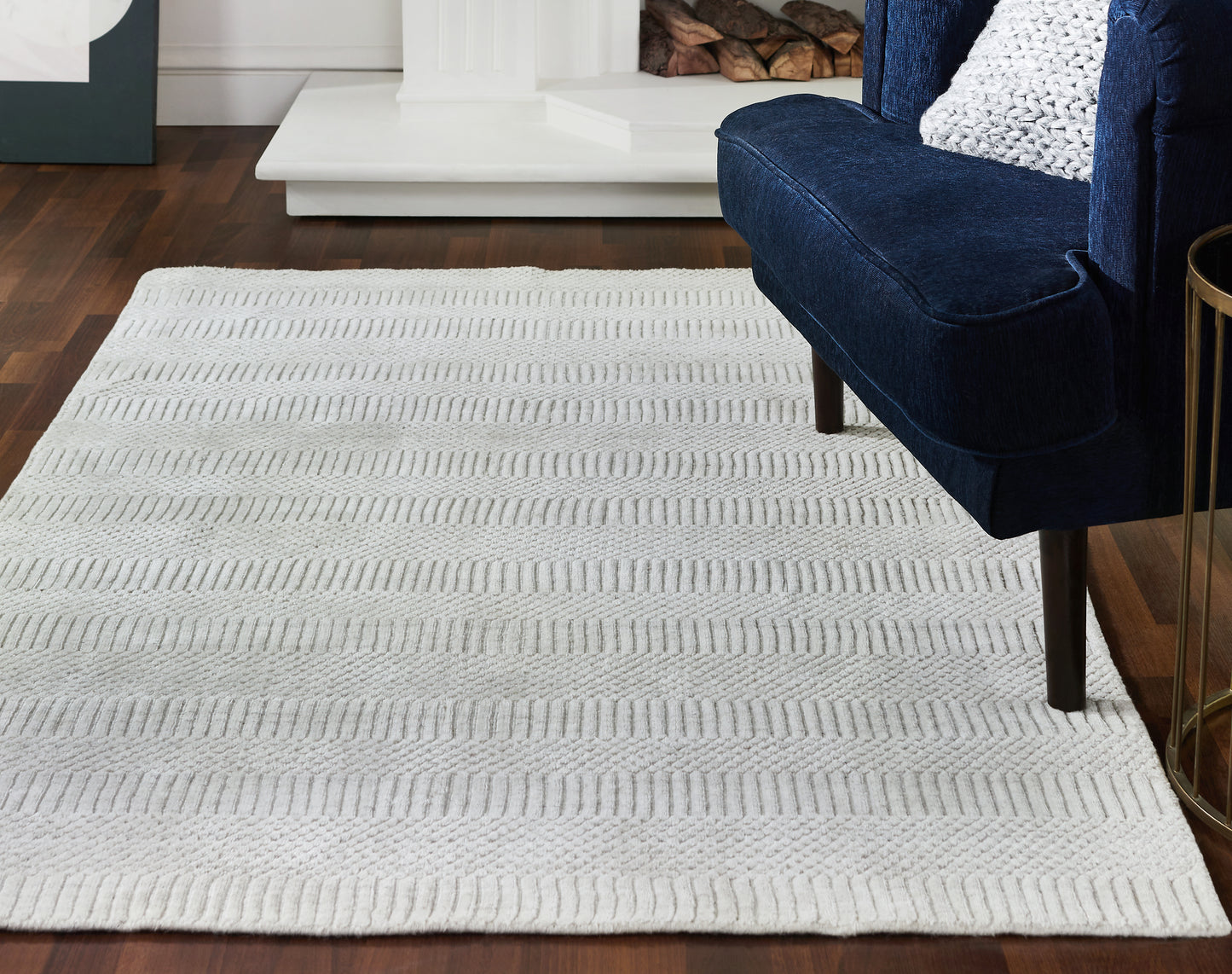 HORIZON HANDWOVEN CUT PILE RUG