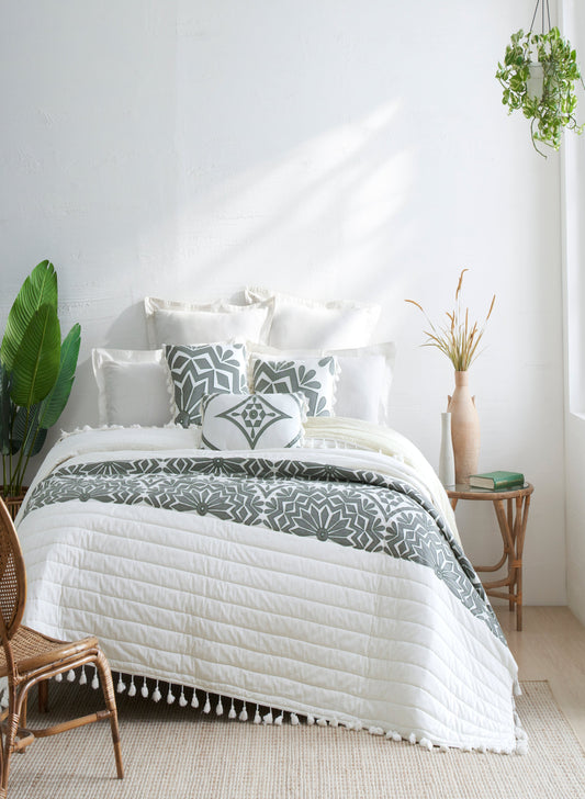 Lionfish Embroidered Bedding Set