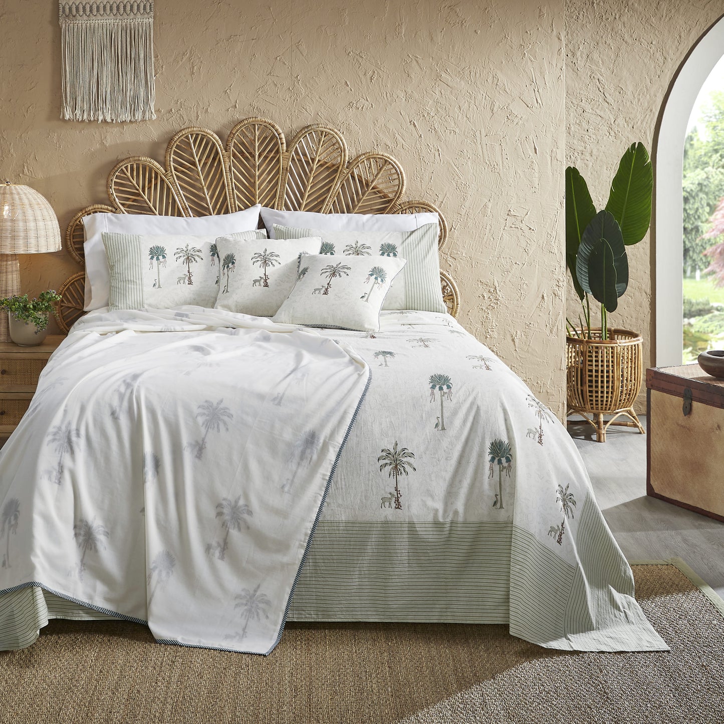 PALM BLOCK PRINTED BEDSHEET SET