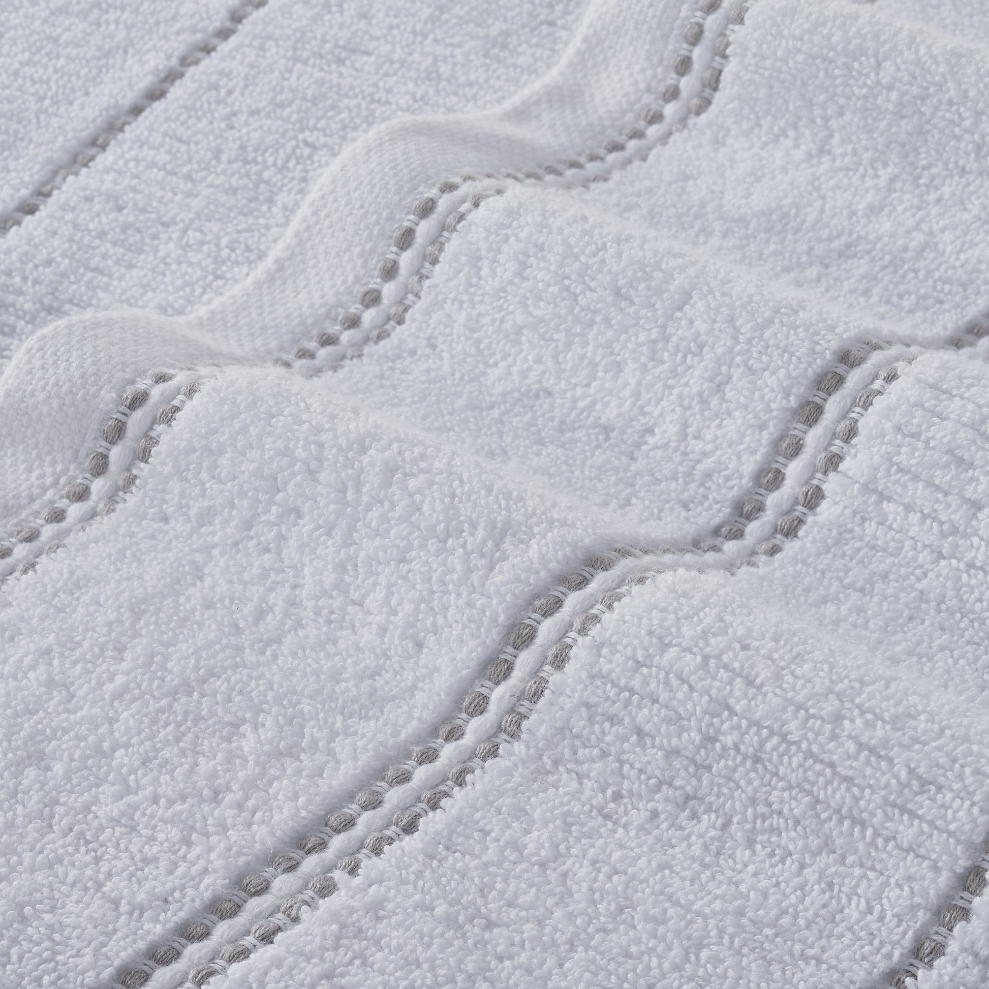 SYMMETRY TOWEL SET