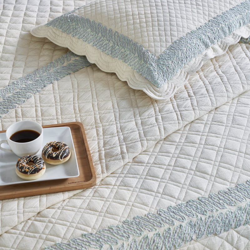 ARTURIA QUILTED BEDDING SET (3 PIECE SET)