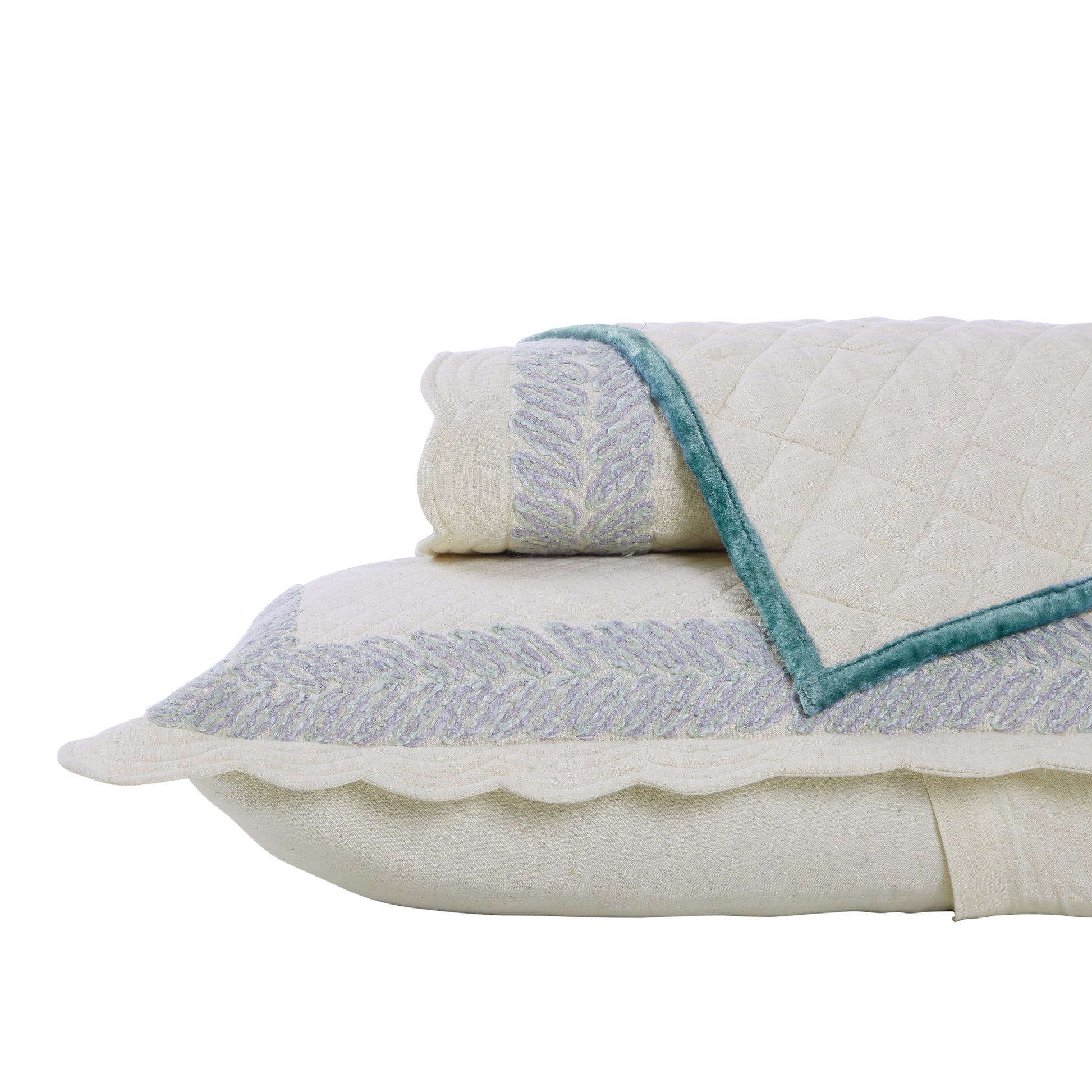 Arturia Quilted Bedding Set