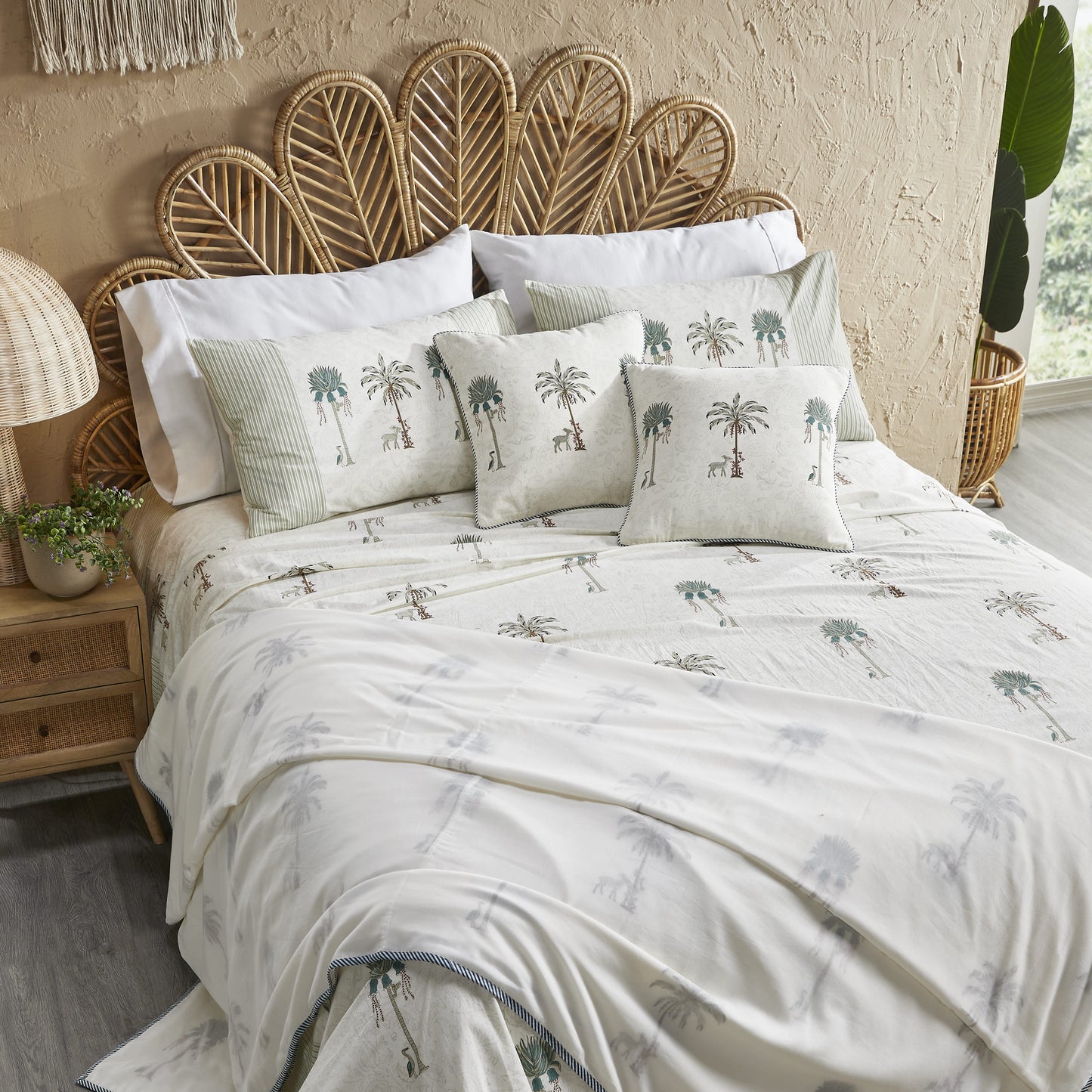 PALM BLOCK PRINTED BEDSHEET SET