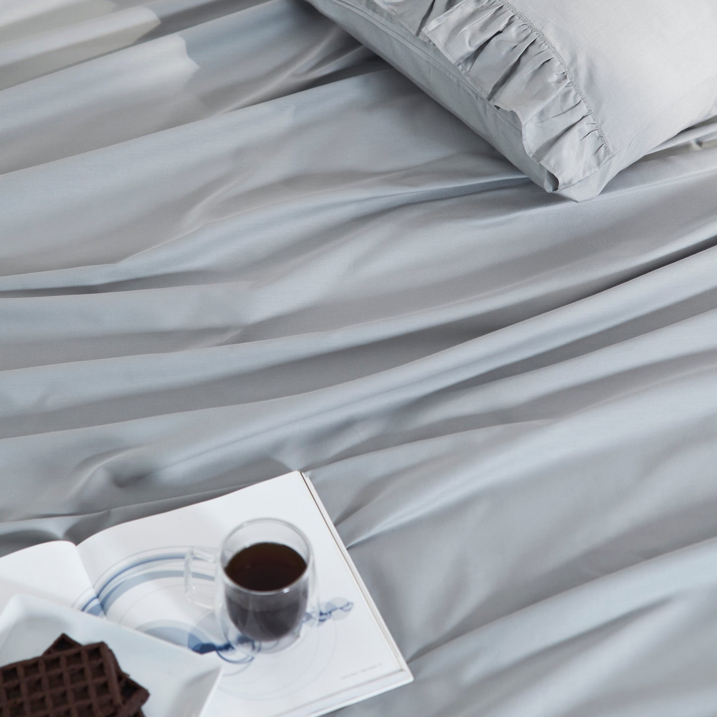 RUFFLE PLAIN BEDSHEET - 400TC
