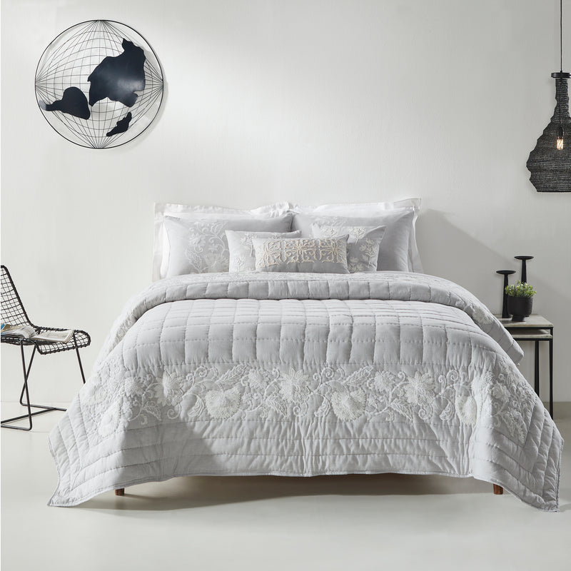 CRADLE EMBROIDERED BEDDING SET (6 PIECE SET)