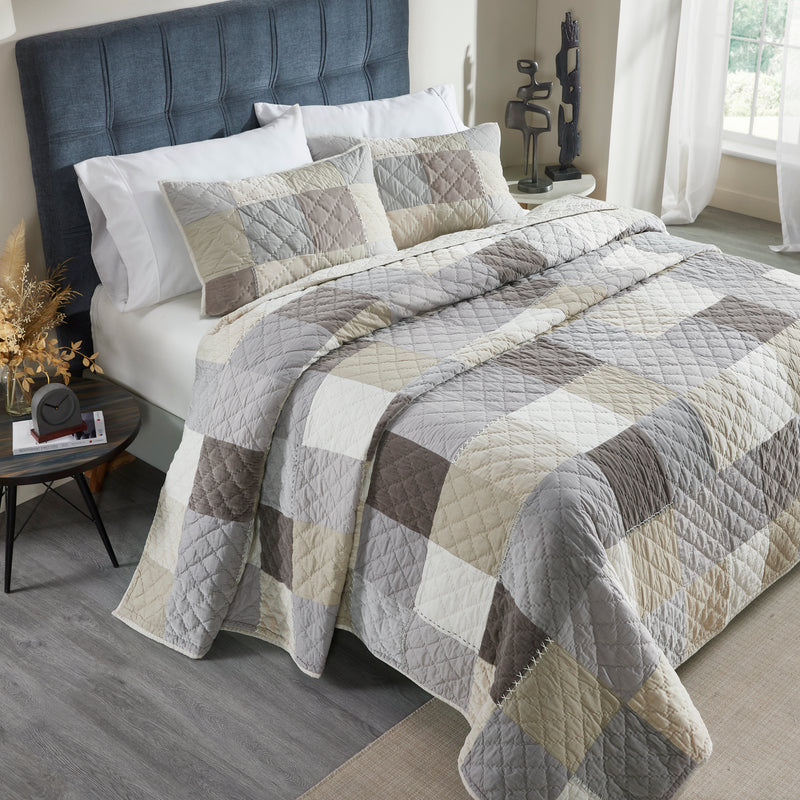 JIGSAW HANDMADE PATCHWORK BEDDING SET (3 PIECE SET)