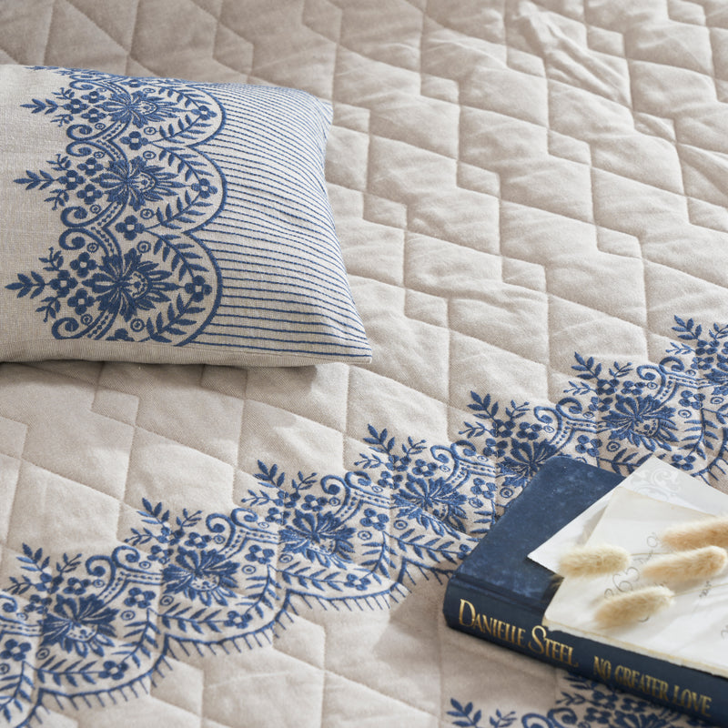 BUTTERFLY EMBROIDERED BEDDING SET